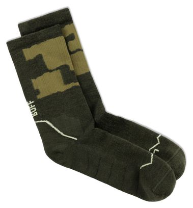Buff Merino Midweight Crew Socks in Beetle Green