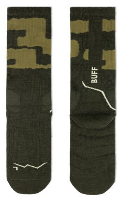 Buff Merino Midweight Crew Socks in Beetle Green