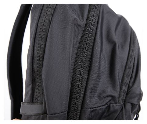 Zaino Router 40L nero di The North Face - Prodotto ricondizionato