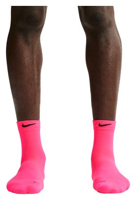 Calzini Nike Run Lightweight rosa