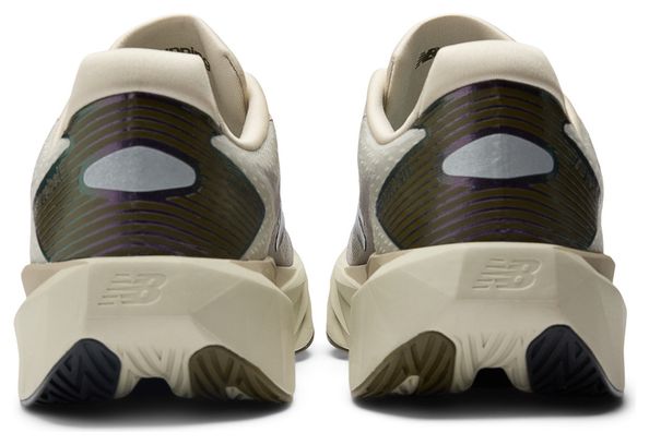 New Balance FuelCell Rebel v5 Laufschuhe Beige/Grau Herren
