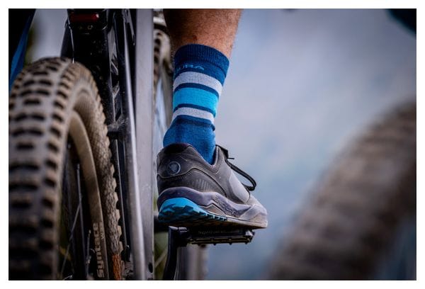 Endura BaaBaa Stripe Winter-Socken aus Merinowolle, Heidelbeer-Blau