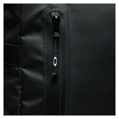 Oakley Terraquest 55L Hybrid Duffle Rucksack, schwarz