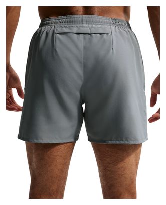 Pantaloncini Nike Miler 5in grigi da uomo