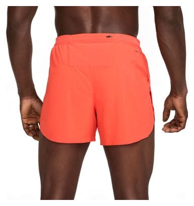 Heren Nike AeroSwift 4in Split Short Rood