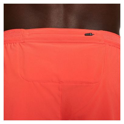 Heren Nike AeroSwift 4in Split Short Rood