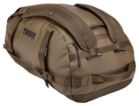 Bolsa de viaje Thule Chasm Recycled Duffel 40 L, color caqui oscuro