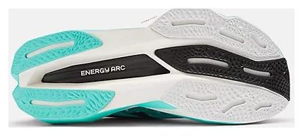New Balance FuelCell SuperComp Elite v4 reviews and prices