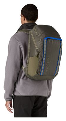 sac patagonia black hole 32l Pack Choose the Black Hole 32L backpack and experience the ultimate in versatility and reliability on all your outings. Patagonia 32L Black Hole Pack