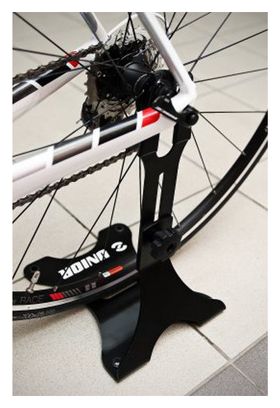 Soporte de suelo Unior ajustable 29 '' / 29+ / 700 mm