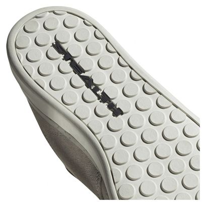 Paire de Chaussures VTT adidas Five Ten Sleuth Femme Gris Griplu Sesame Orabri