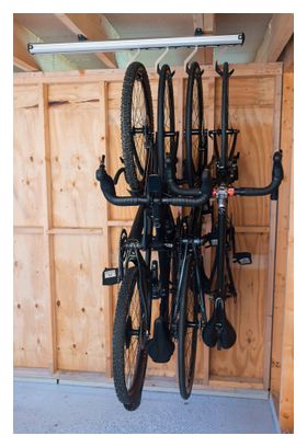 Sistema di stoccaggio per biciclette a soffitto Stashed SpaceRail per 4 biciclette