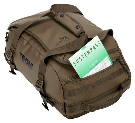 Bolsa de viaje Thule Chasm Recycled Duffel 30 L, color caqui oscuro