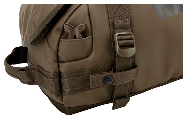 Bolsa de viaje Thule Chasm Recycled Duffel 30 L, color caqui oscuro