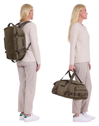 Bolsa de viaje Thule Chasm Recycled Duffel 30 L, color caqui oscuro