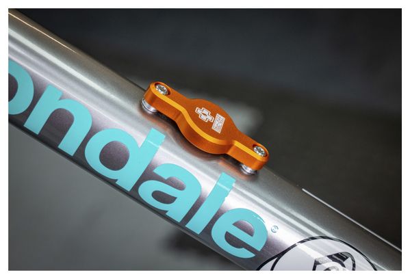 Muc-Off Secure Tag Holder Gps Lock Arancione