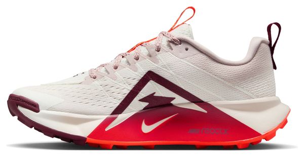 Nike Wildhorse 10 Trail Shoes Beige/Red Women's