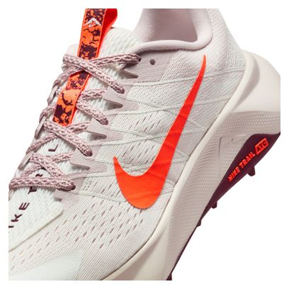 Nike Wildhorse 10 Trail Shoes Beige/Red Women's
