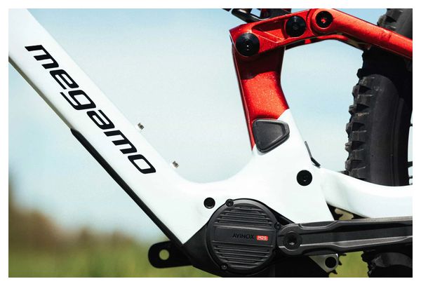 Bicicleta eléctrica de montaña con suspensión total Megamo Reason AL 05 Sram 12 V, 800 Wh, DJI 150 Nm, 29'', blanco/rojo, 2027