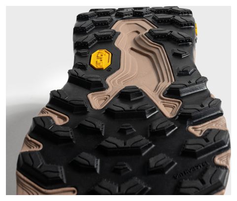New Balance Fresh Foam X Hierro v9 Bruin/Rood Heren Trail Schoenen