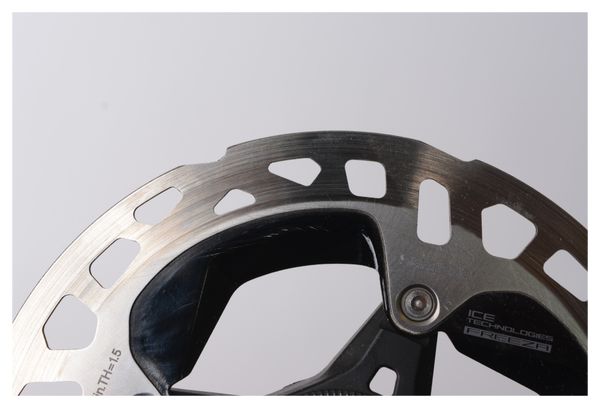 Wiederaufgearbeitetes Produkt - Shimano RT-MT900 Ice Technologies Freeza Center Lock Bremsscheibe (Innenkanüle)