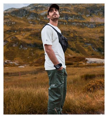 Herrenhose „Looking For Wild“ von Acellu in Grün