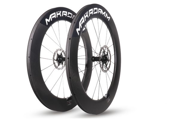 Paire de roues carbone route – MaKadamm evora 79 disc xpremium à pneus – 1492 gr la paire – centerlock – axe 12x100 | 12x142