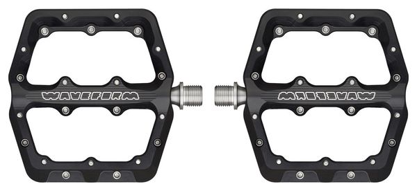 Pair of Wolf Tooth Waveform Large Flat Pedals Black