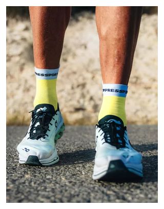 Compressport Pro Racing Socks v4.0 Run High Gelb/Weiß