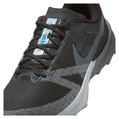Nike Kiger 10 Trailrunning-Schuh Schwarz/Weiß Herren