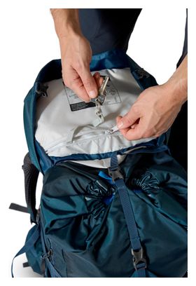 Mochila de senderismo RAB Exion 38L azul