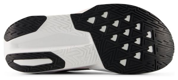 Hardloopschoenen New Balance FuelCell Rebel v5 TCS NYC Marathon Grijs/Roos Vrouw