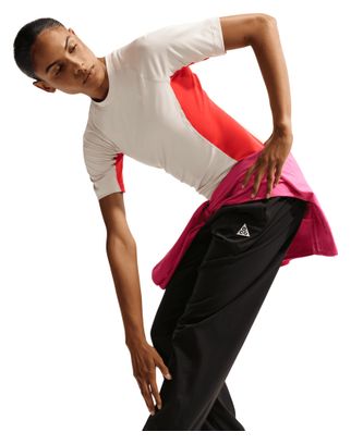 Nike ACG Wildsee Beige/Red Women's T-Shirt