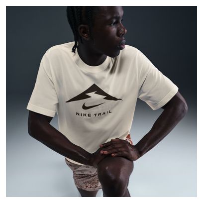 Nike Dri-FIT Trail Logo Kurzarmtrikot Beige Männer