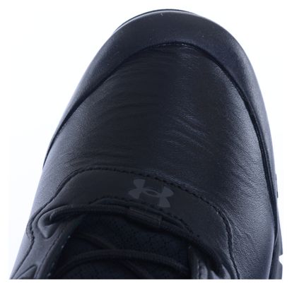 Produit Reconditionné - Chaussures de Randonnée Under Armour MG Valsetz Mid LTHR WP Noir