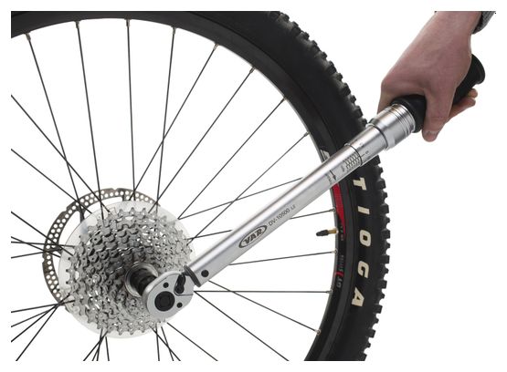 VAR Professional Torque Wrench 20-100 Nm