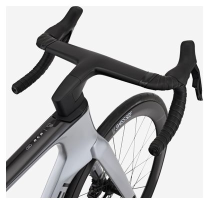 Van Rysel RCR-F Pro Road Bike with Shimano Ultegra Di2 12-speed, 700 mm, Lunar Gray, 2026