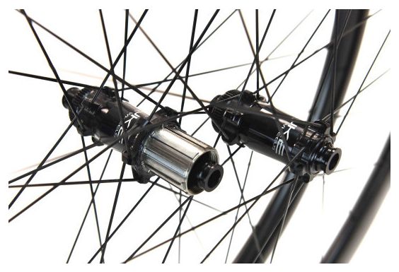 Paire de roues DUKE Baccara X 36 | 12x100 – 12x142 mm | CenterLock