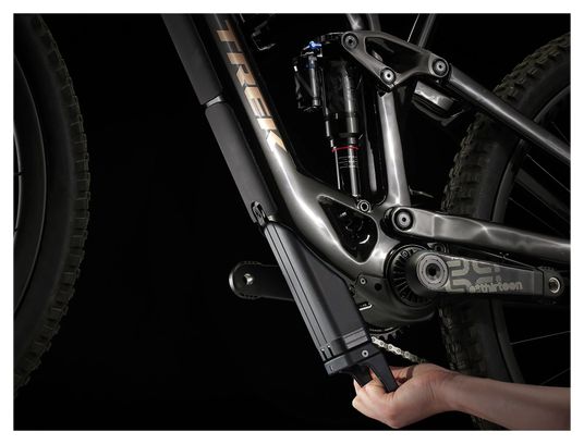 Bicicleta eléctrica de montaña con suspensión total Trek Fuel EXe 9.8, 12 V, 360 Wh, par de 50 Nm, 29'', color negro - Bicicleta de exposición