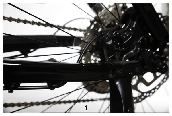 Produit Reconditionné - Vélo de Ville Électrique BH Atom Cross Pro Shimano Deore 10V 720 Wh 700mm Noir
