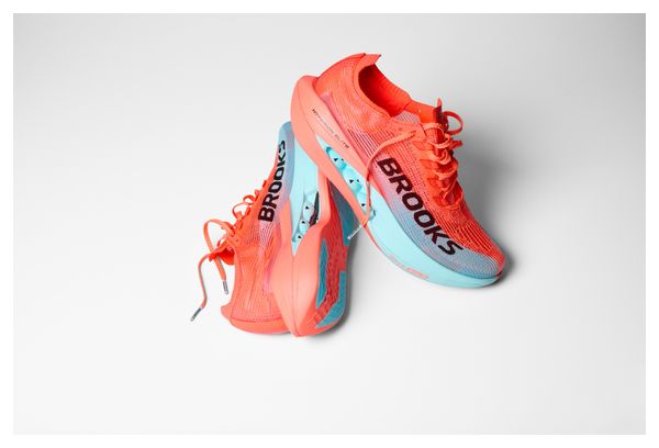 Brooks Hyperion Elite 5 Hardloopschoenen Roze/Blauw Unisex