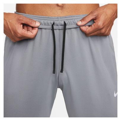 Pantalon Nike Therma-Fit Repel Challenger Gris