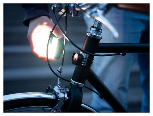 Lumière magnétique avant pour vélo