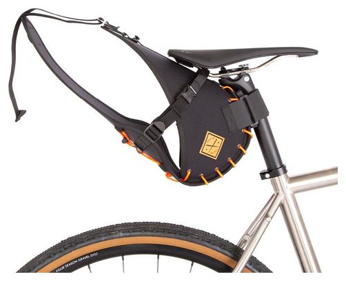 Sacoche de Selle Restrap Saddle Bag 14L Noir Orange