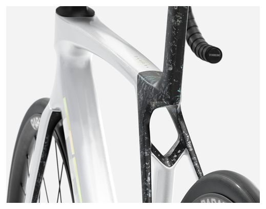 Trek Madone SL 5 Road Bike Shimano 105 12V 700 mm White Gen. 8