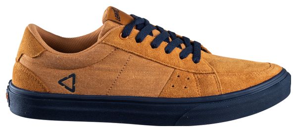 Chaussure 1.0 Plat Rouille