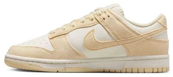 Chaussures Sportswear Nike Dunk Low Beige/Blanc Femme