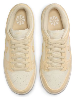 Chaussures Sportswear Nike Dunk Low Beige/Blanc Femme