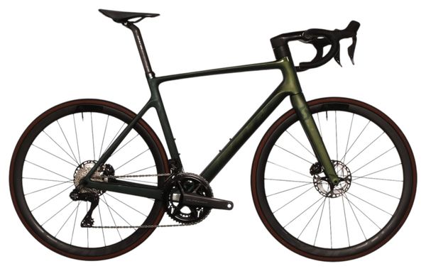 Vélo de Route Scott Addict RC 15 Shimano Ultégra DI2 12V Komodo Green 2023 - Produit Reconditionné 