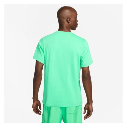 Nike SB Sportswear Club T-Shirt Grün